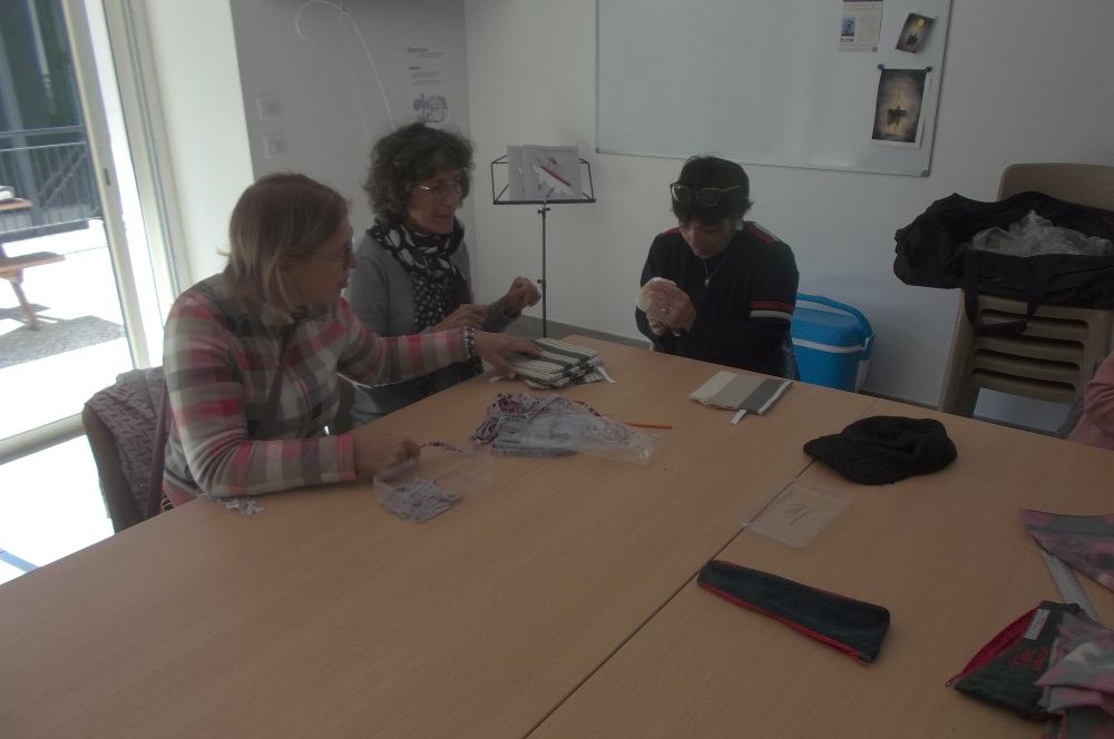 Créativité et engagement : rencontre avec les Couturières du Cœur