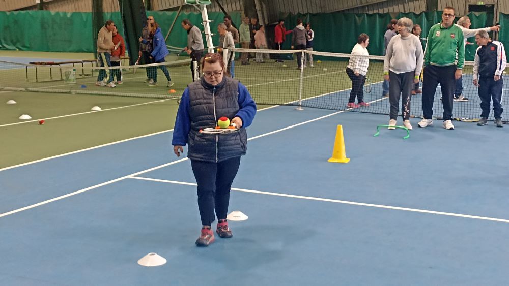 Élan du Cœur : quand le tennis rime avec solidarité à Lons